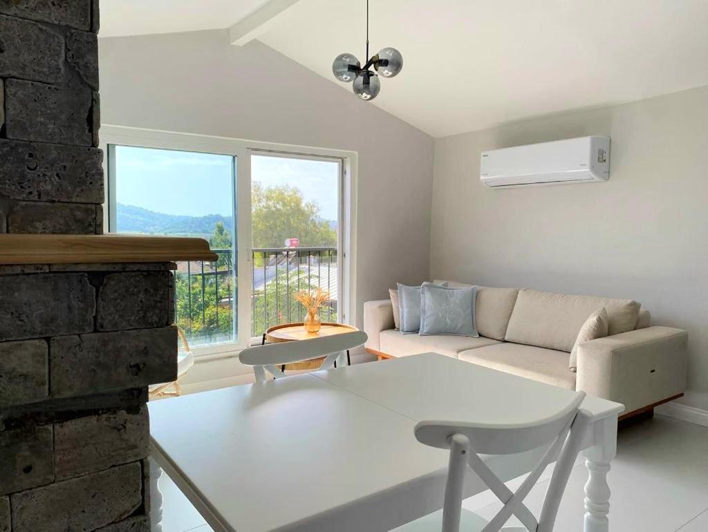 Airport Blue Eye Apartment Dalaman Best Location Also Suitable For Day Rentals Ideal For Air Travelers, 5 Km Close To Airport Exteriör bild