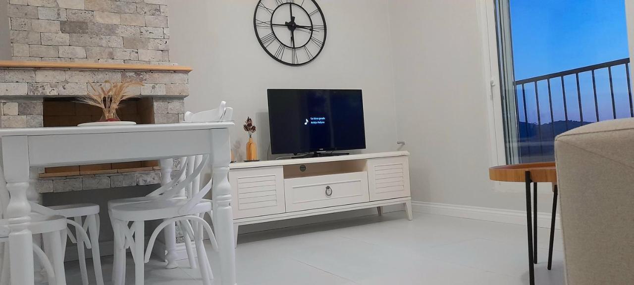 Airport Blue Eye Apartment Dalaman Best Location Also Suitable For Day Rentals Ideal For Air Travelers, 5 Km Close To Airport Exteriör bild