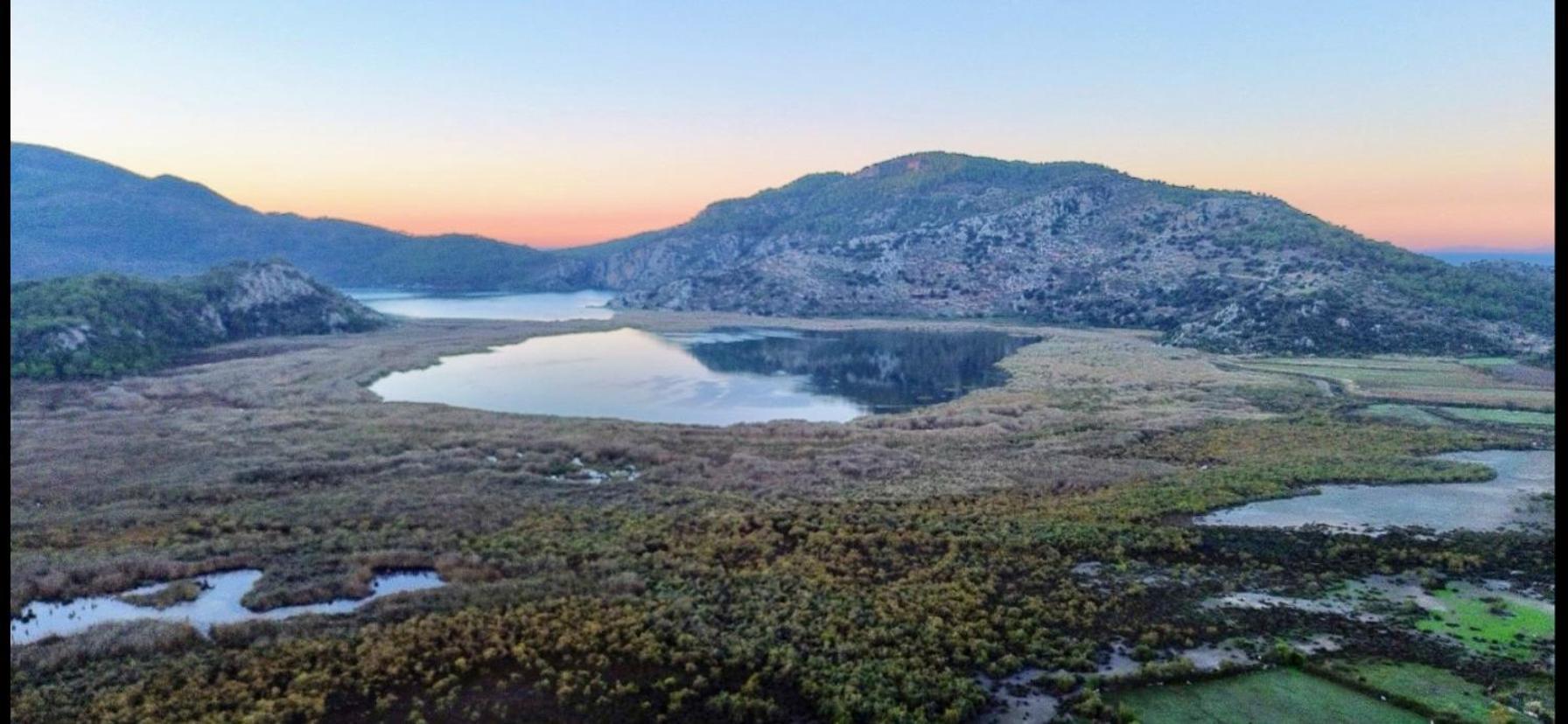 Airport Blue Eye Apartment Dalaman Best Location Also Suitable For Day Rentals Ideal For Air Travelers, 5 Km Close To Airport Exteriör bild